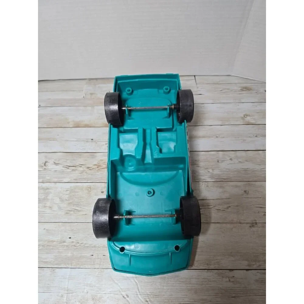 Vintage‎ 1980s Tootsie Toys Green Corvette Strombecker Corp Trac Masters USA